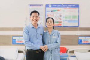 PHẪU THUẬT THÀNH CÔNG LẤY RA KHỐI BÃ THỨC ĂN CỰC TO GÂY TẮC MÔN VỊ DẠ DÀY